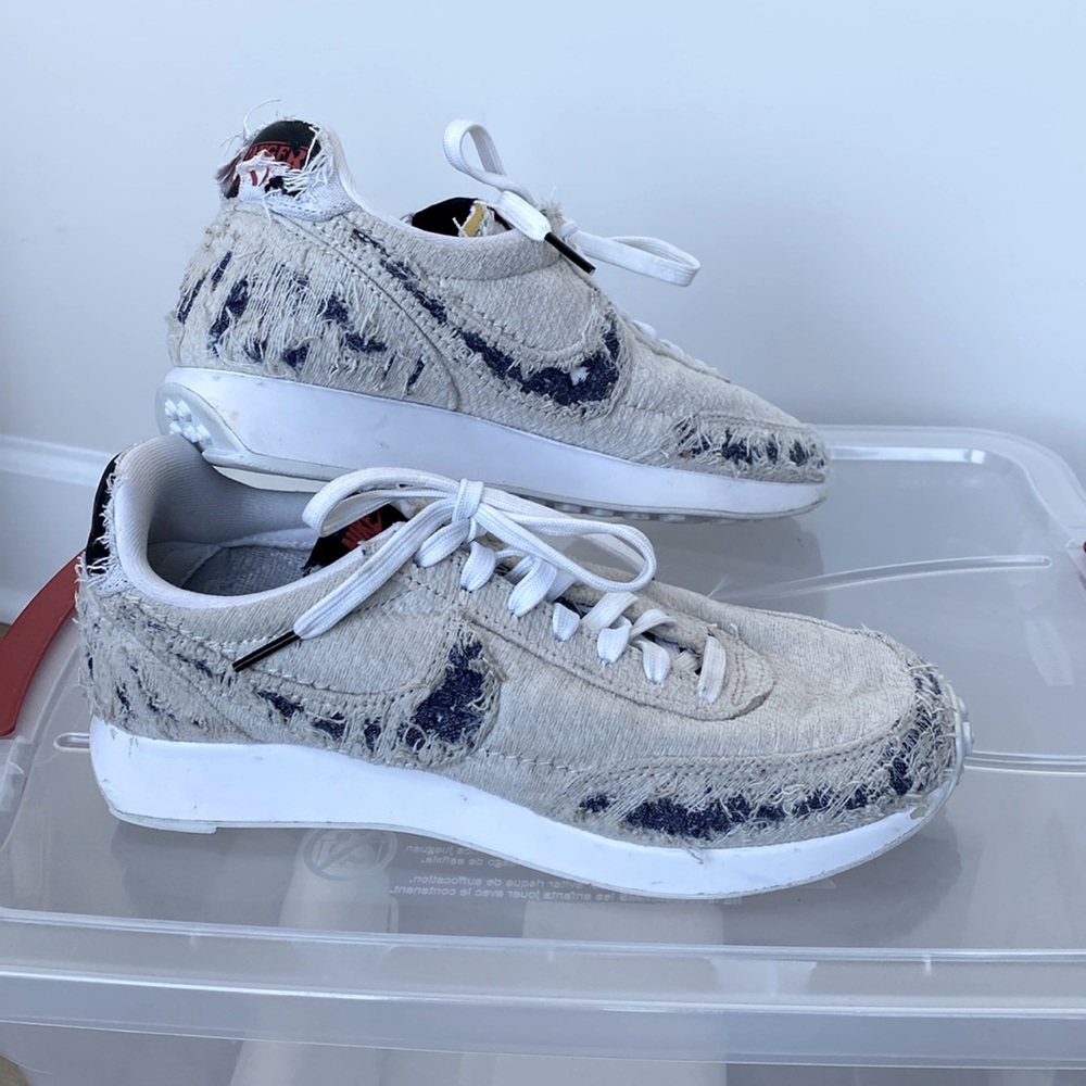 Nike x Stranger Things Air Tailwind QS "Upside Down" sneakers rare find!